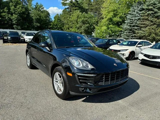 WP1AA2A55JLB14971 2018 2018 Porsche Macan 2