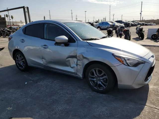 3MYDLBYV2KY507562 2019 2019 Toyota Yaris- L 4