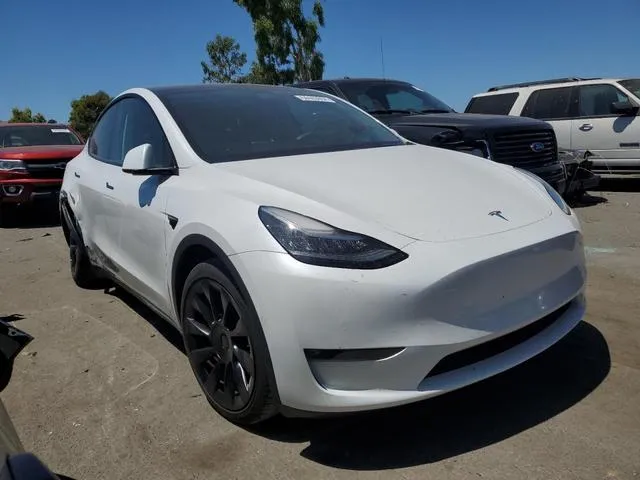 5YJYGDEE3MF153196 2021 2021 Tesla MODEL Y 4