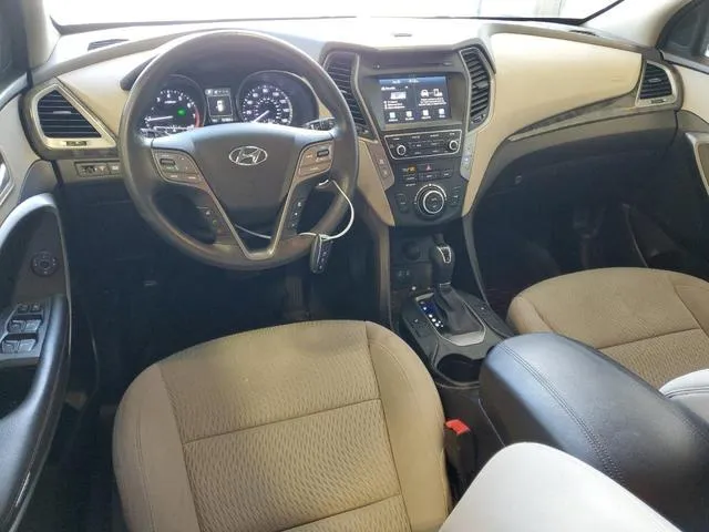 5XYZU3LB2JG528645 2018 2018 Hyundai Santa Fe 8