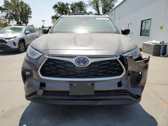 5TDKBRCH0PS593844 2023 2023 Toyota Highlander- Hybrid Xle 5