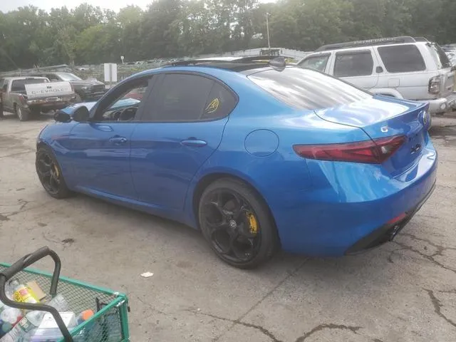 ZARFAEEN3J7573594 2018 2018 Alfa Romeo Giulia- Ti Q4 2