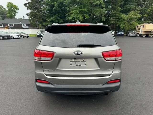 5XYPGDA54JG429794 2018 2018 KIA Sorento- LX 6