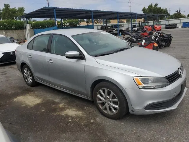 3VWDZ7AJ0BM120420 2011 2011 Volkswagen Jetta- SE 4