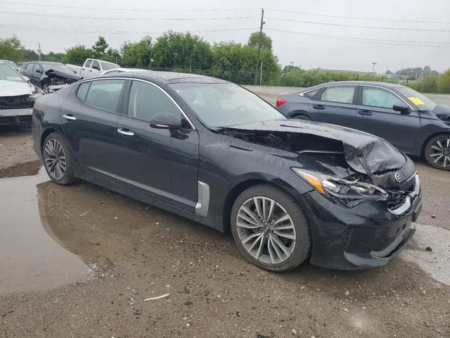 KNAE25LA5J6011783 2018 2018 KIA Stinger- Premium 4