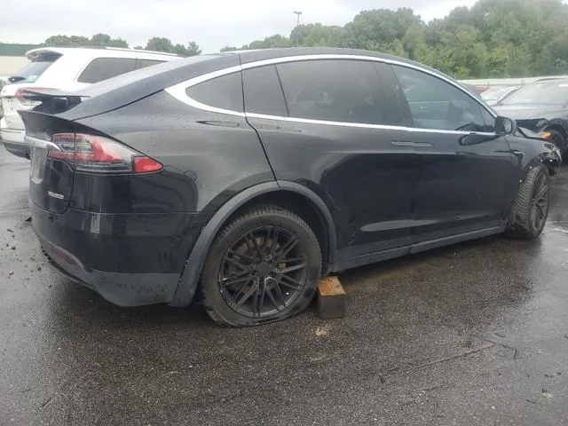 5YJXCAE2XLF277265 2020 2020 Tesla MODEL X 3