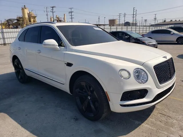 SJAAC2ZV1JC017896 2018 2018 Bentley Bentayga 4