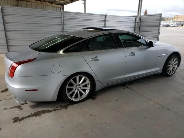 SAJWA1CB0BLV13133 2011 2011 Jaguar XJ 3