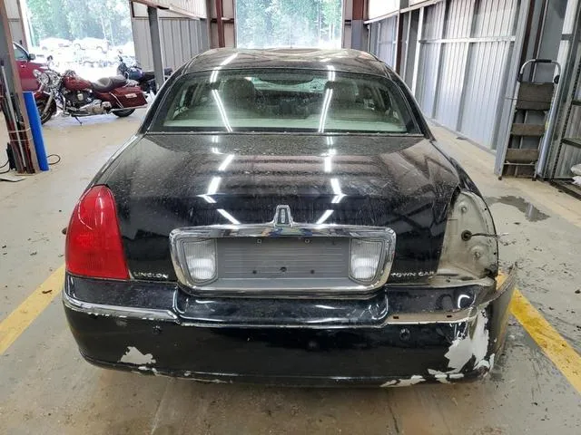 1LNHM83W84Y609653 2004 2004 Lincoln Town Car- Ultimate 6