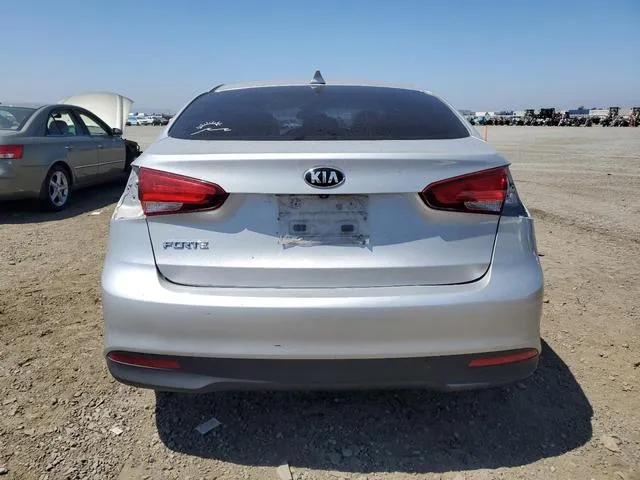 3KPFL4A70JE258399 2018 2018 KIA Forte- LX 6