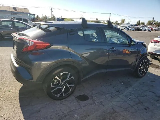 NMTKHMBX5NR143452 2022 2022 Toyota C-HR- Xle 3