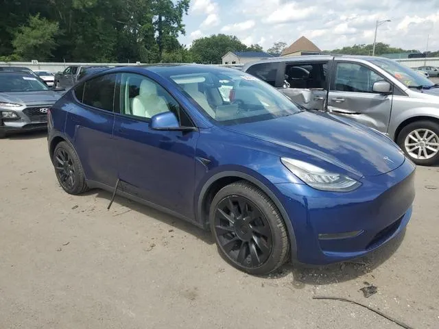 5YJYGDEE2MF067426 2021 2021 Tesla MODEL Y 4