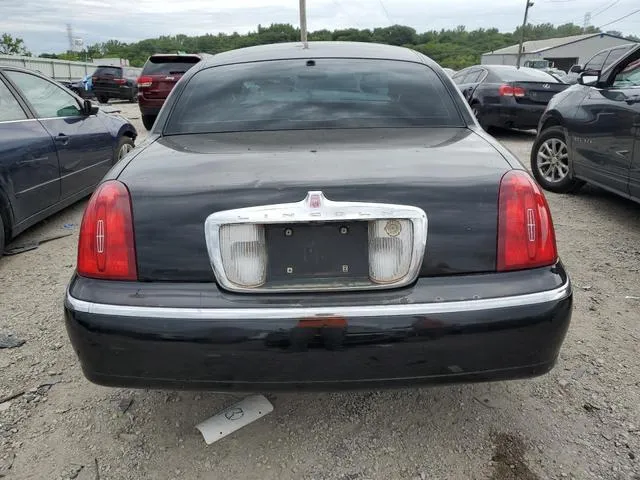 1LNHM82W9YY827446 2000 2000 Lincoln Town Car- Signature 6