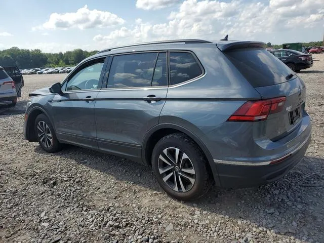 3VVRB7AX8PM141719 2023 2023 Volkswagen Tiguan- S 2