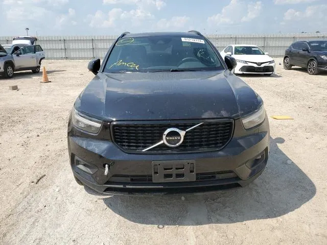 YV4162UM4M2493829 2021 2021 Volvo XC40- T5 R-Design 5