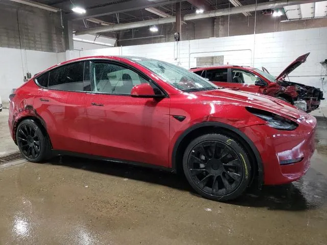 5YJYGDEEXMF161778 2021 2021 Tesla MODEL Y 4