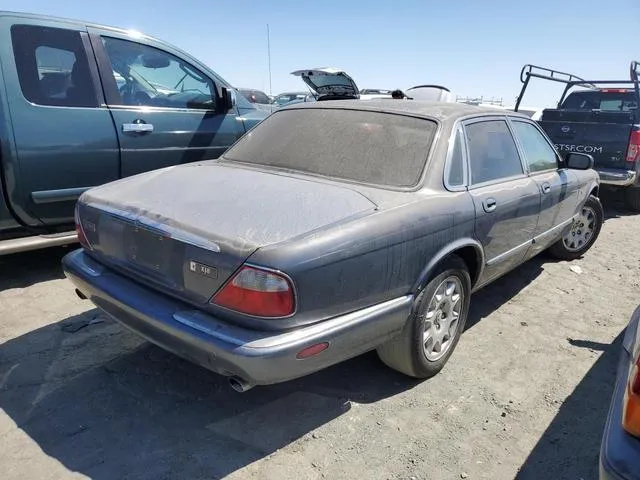 SAJHX1241WC832797 1998 1998 Jaguar XJ8 3