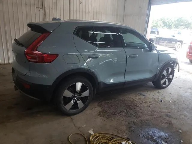 YV4162UK5K2117118 2019 2019 Volvo XC40- T5 Momentum 3