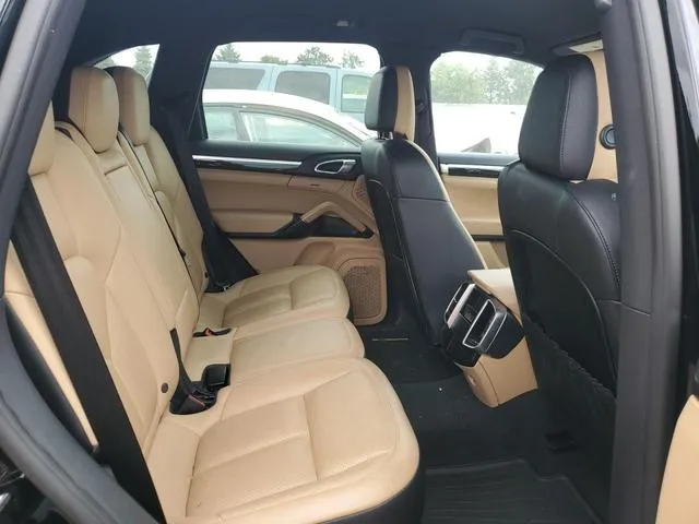 WP1AA2A2XGKA37745 2016 2016 Porsche Cayenne 10