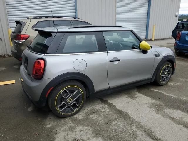 WMW13DJ0XR2U82394 2024 2024 Mini Cooper- SE 3