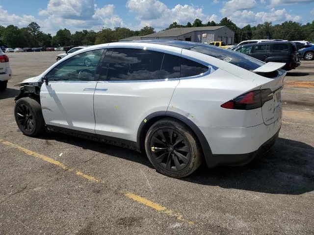 5YJXCDE27HF049992 2017 2017 Tesla MODEL X 2