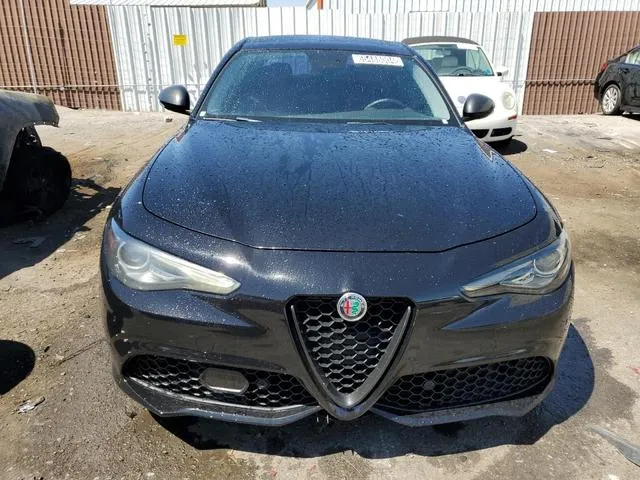 ZARFAMBN5K7613013 2019 2019 Alfa Romeo Giulia- TI 5