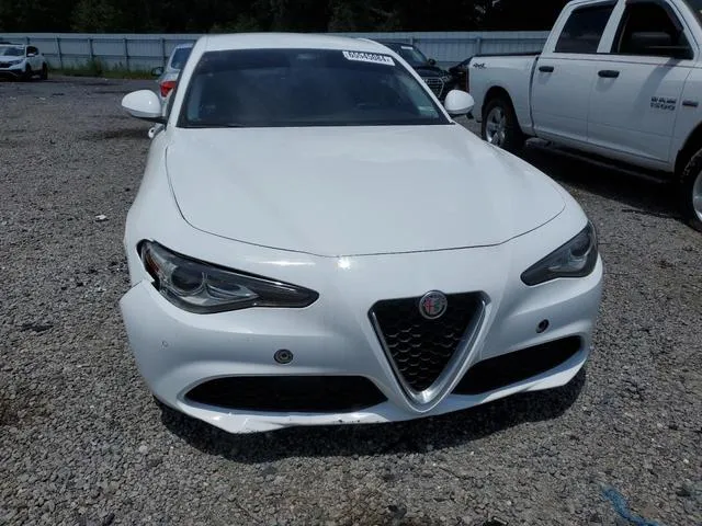 ZARFAEBN5J7563363 2018 2018 Alfa Romeo Giulia 5