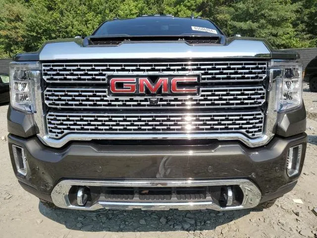 1GT49WEY7NF204632 2022 2022 GMC Sierra- K3500 Denali 5