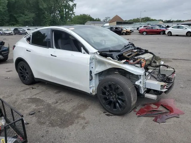 5YJYGAEE7MF174891 2021 2021 Tesla MODEL Y 4