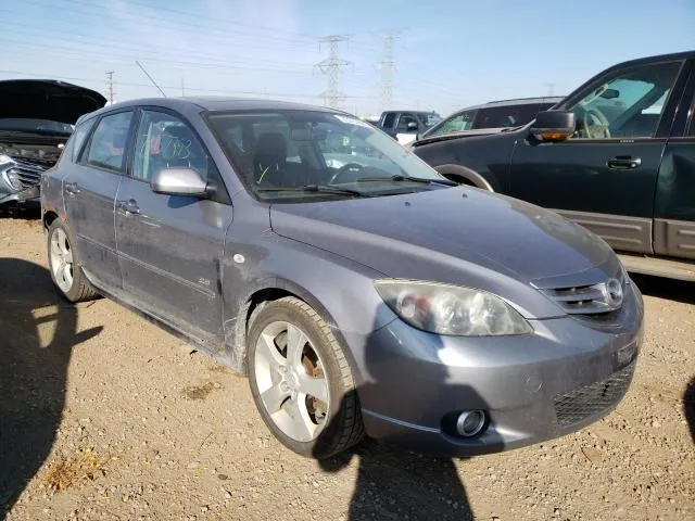 JM1BK343851221663 2005 2005 Mazda 3- Hatchback 4