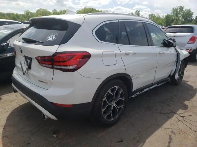 WBXJG9C05M5T22984 2021 2021 BMW X1- Xdrive28I 3