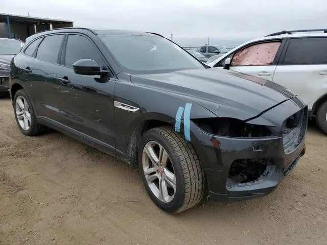 SADCL2BV4HA083094 2017 2017 Jaguar F-Pace- R - Sport 4