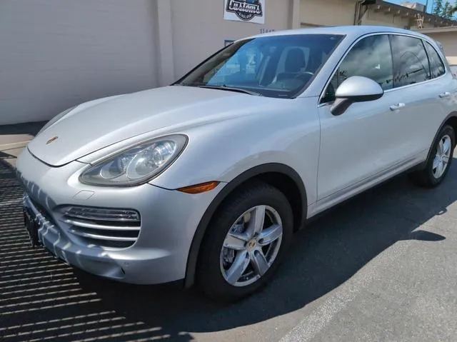 WP1AA2A25CLA02390 2012 2012 Porsche Cayenne 2