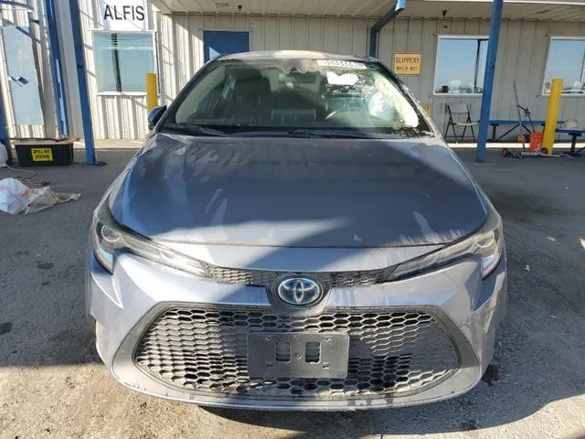 JTDEAMDE1MJ017146 2021 2021 Toyota Corolla- LE 5