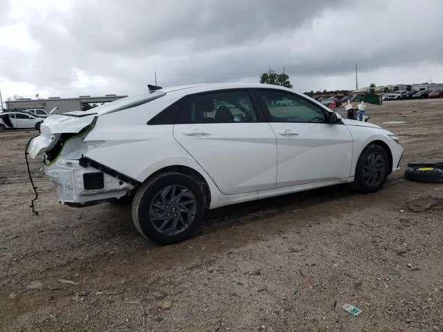 KMHLM4DGXRU693676 2024 2024 Hyundai Elantra- Sel 3