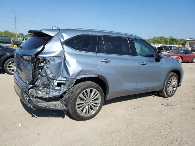 5TDFZRBH7NS200949 2022 2022 Toyota Highlander- Platinum 3