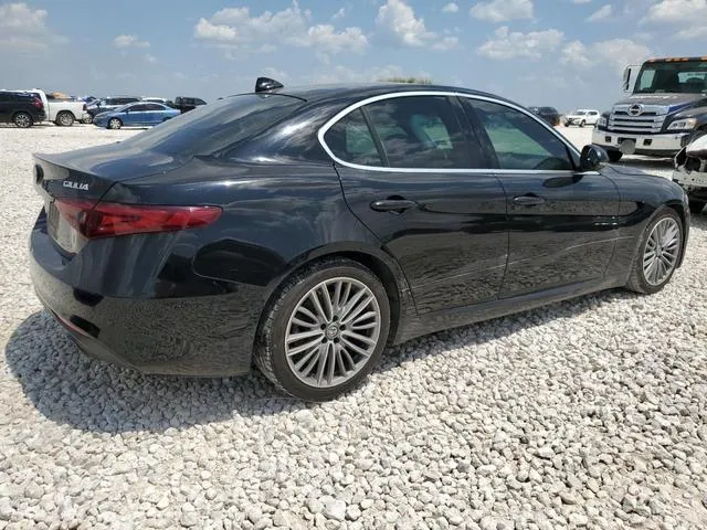 ZARFAECN2H7541555 2017 2017 Alfa Romeo Giulia- TI 3