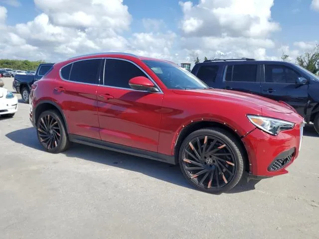 ZASFAKAN9J7C23425 2018 2018 Alfa Romeo Stelvio 4