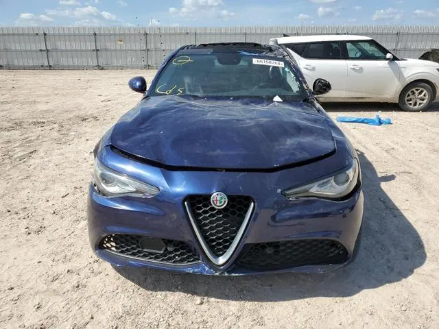 ZARFAEBN2H7552802 2017 2017 Alfa Romeo Giulia 5