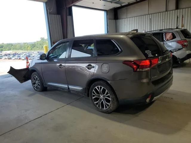 JA4AZ3A38JZ025711 2018 2018 Mitsubishi Outlander- SE 2