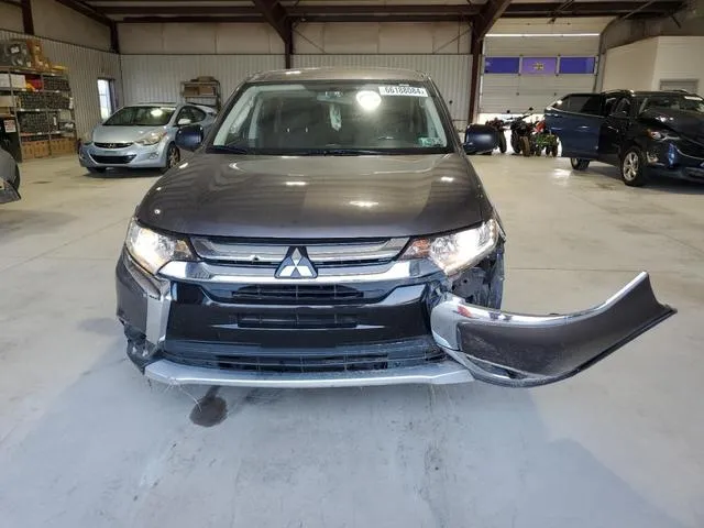 JA4AZ3A38JZ025711 2018 2018 Mitsubishi Outlander- SE 5