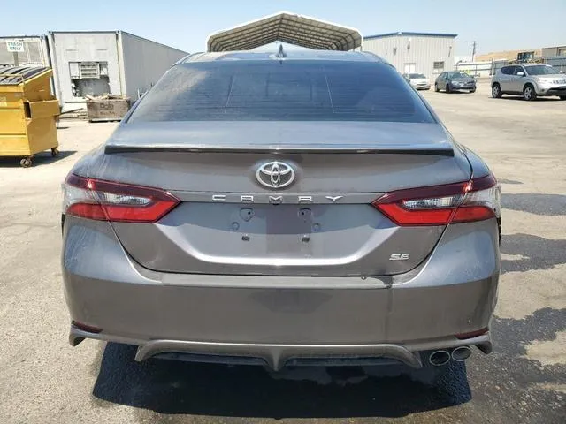 4T1G11AK1NU636746 2022 2022 Toyota Camry- SE 6