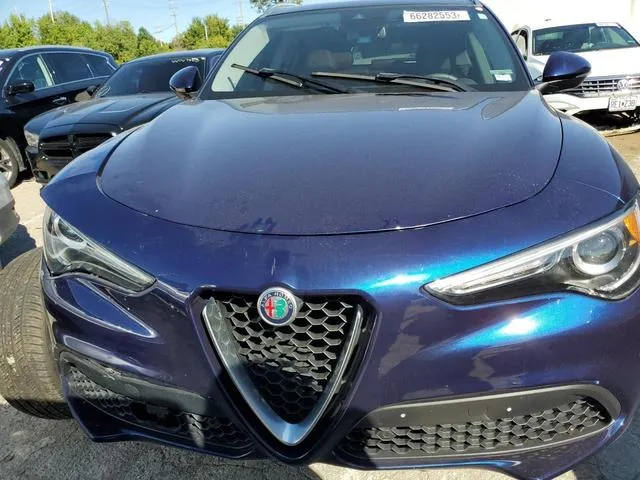 ZASFAKBN0J7B70676 2018 2018 Alfa Romeo Stelvio- TI 5