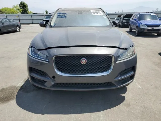 SADCJ2BN9HA091956 2017 2017 Jaguar F-Pace- Premium 5