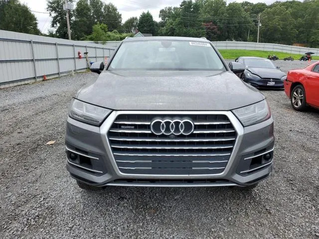 WA1VAAF74HD009439 2017 2017 Audi Q7- Prestige 5