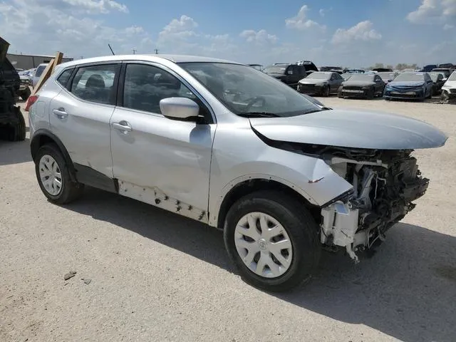 JN1BJ1CR0JW259501 2018 2018 Nissan Rogue- S 4