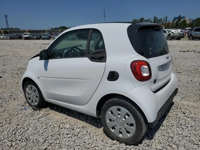 WMEFJ9BA5JK315174 2018 2018 Smart Fortwo 2