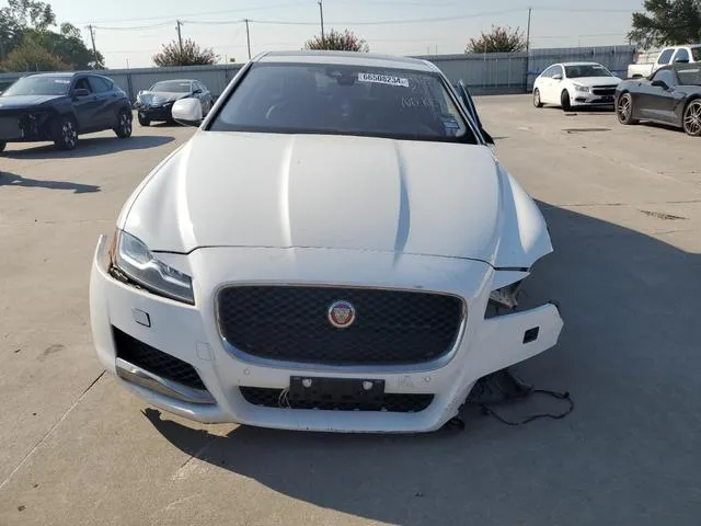 SAJBD4BVXGCY07777 2016 2016 Jaguar XF- Premium 5