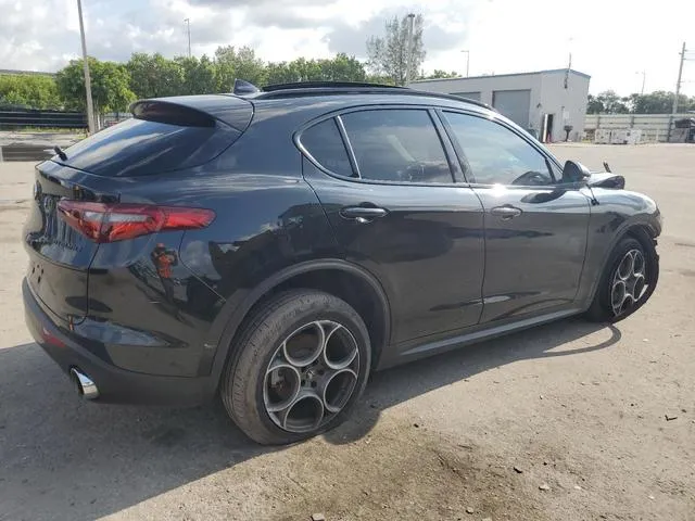 ZASPAJAN6M7D11321 2021 2021 Alfa Romeo Stelvio- Sport 3