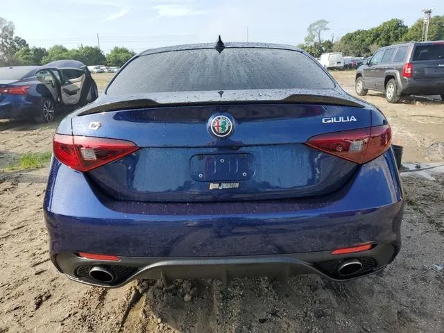 ZARFAEEN5J7579817 2018 2018 Alfa Romeo Giulia- Ti Q4 6